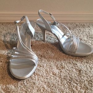 Metaphor 3 inch heels